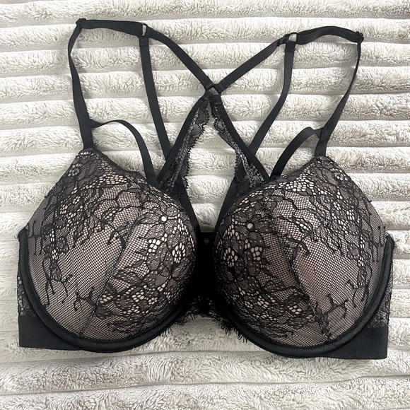 Victoria's Secret Other - Victoria’s Secret very sexy push-up bra